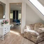 Apartman Dom Nad Jeziorem