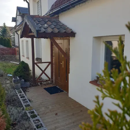 Dom Nad Jeziorem Apartman