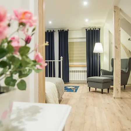 Dom Nad Jeziorem Apartmán *